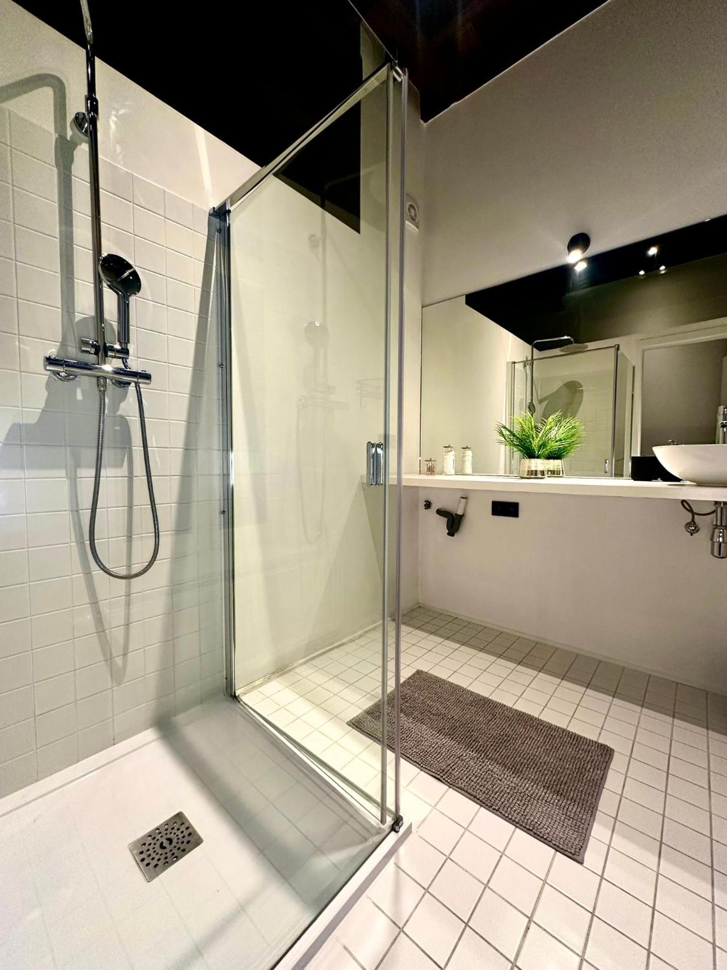Luxury Suites Princess By Rikas Hotels Antwerpen Ngoại thất bức ảnh